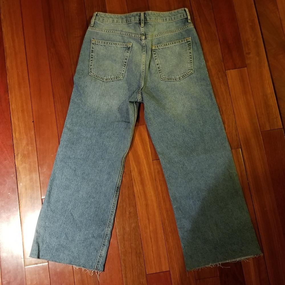 Jeans - Picture 2 of 4